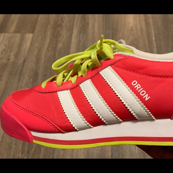 Adidas Orion 2
ADIDAS Orion Pink White Neon, Sz 4 - Picture 5 of 8